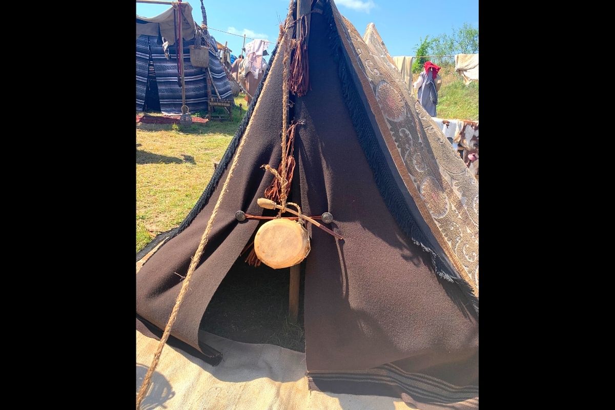 Brown tent in The Chosen camp set